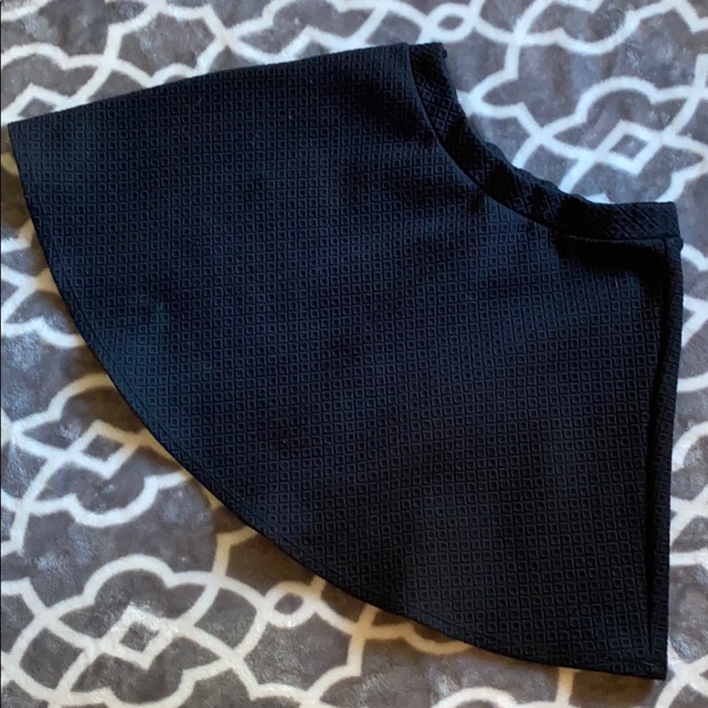 Juniors Black Quilted Mini Skirt